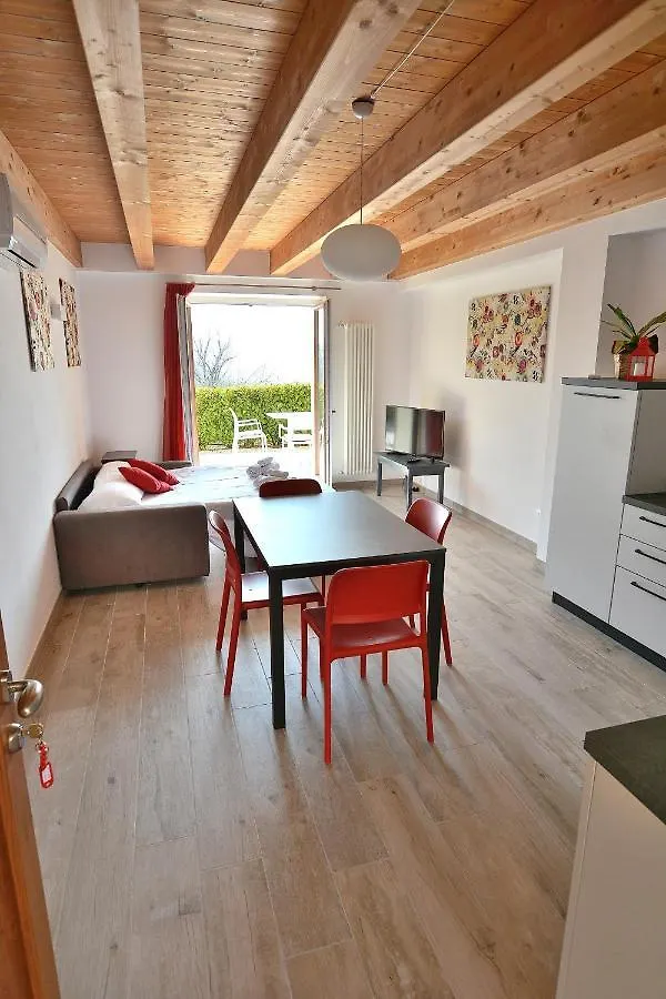 Red Apartment In Marciaga Di Costermano